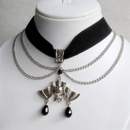 Collana pipistrelli