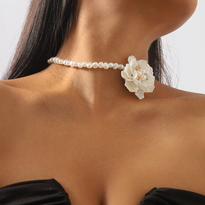 Collana camelie perla