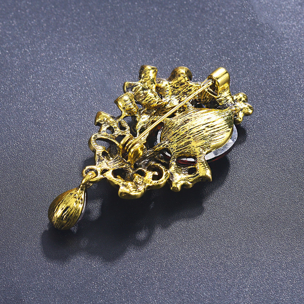 Spilla cristallo raffinata