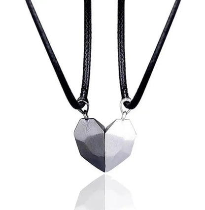 Coppia di collane magnetiche Amore