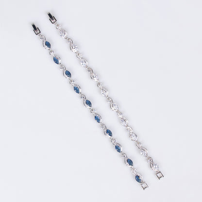 Braccialetto con zirconi in linea