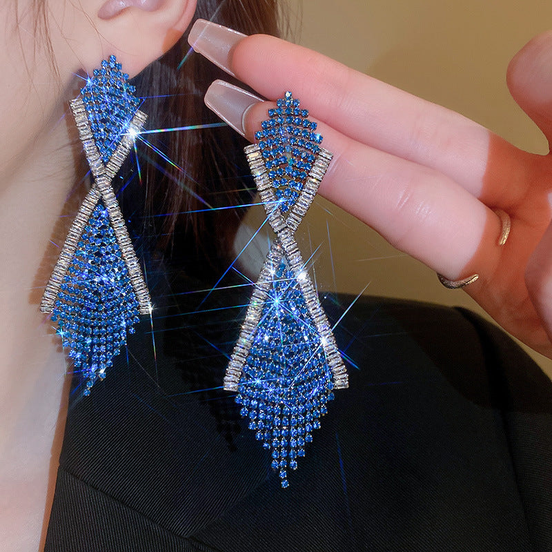 Orecchini nappa geometrici strass