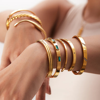 Bracciale titanio stile retrò