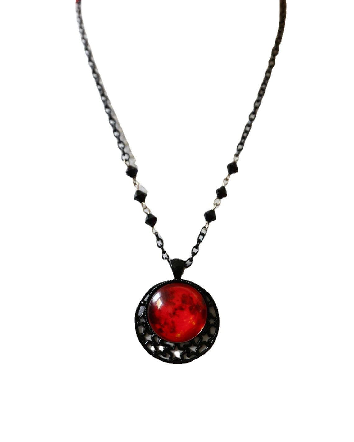 Collana luna gotica