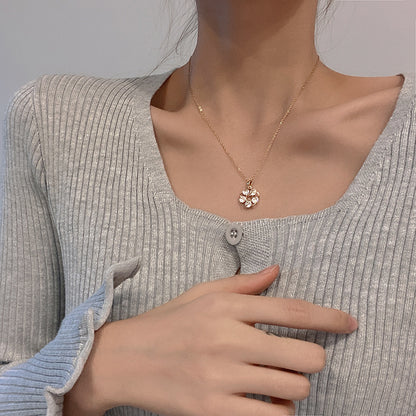 Collana fiore geometrico titanio