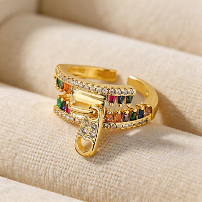Anello zirconi raffinato