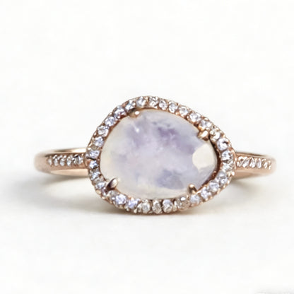 Anello placcato oro con pietre