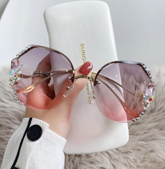 Occhiali da sole con strass resistenti UV