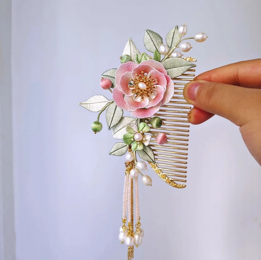 Corona di fiori per capelli