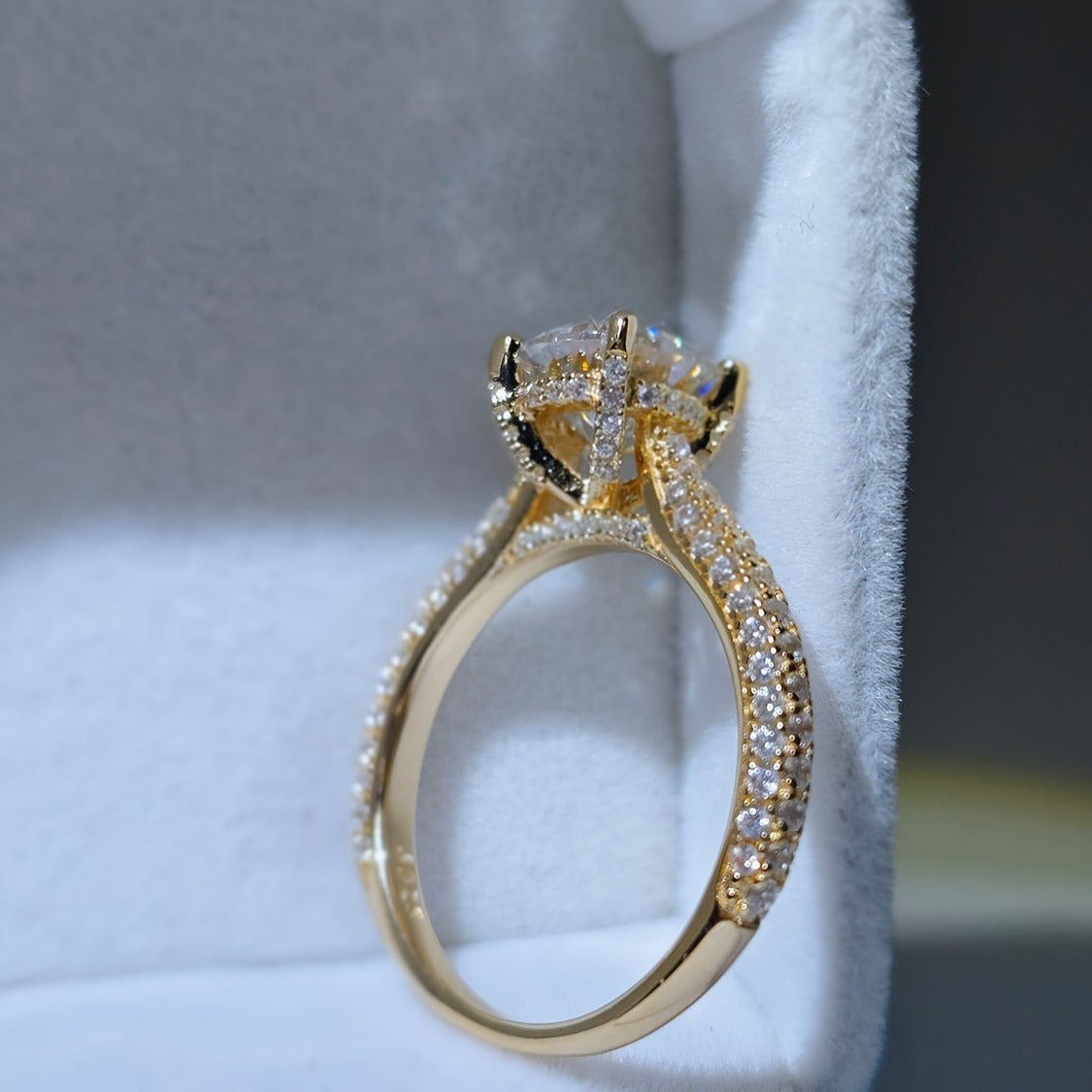 Anello moissanite placcato rame