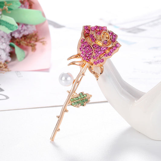 Spilla fiore perla con diamanti