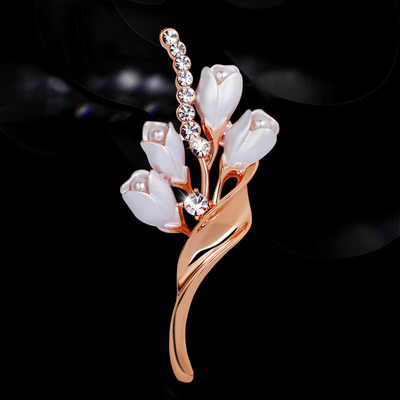 Spilla tulipano diamanti