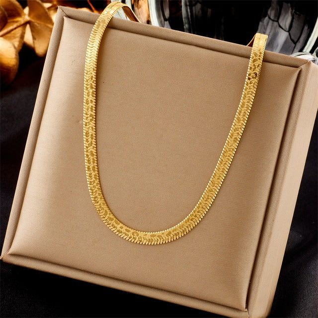 Collana con perline geometriche
