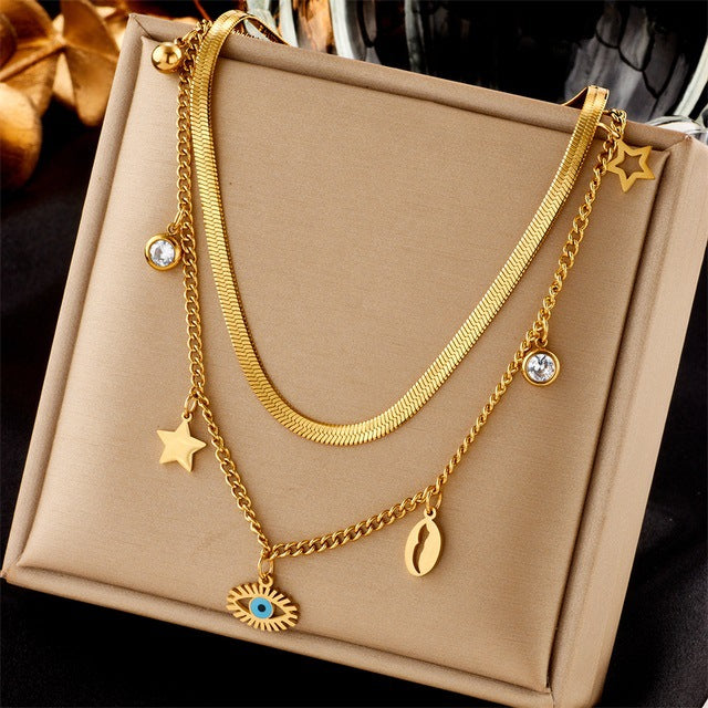 Collana con perline geometriche