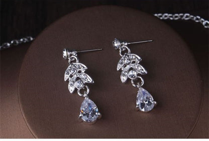 Collana e orecchini corona zircone