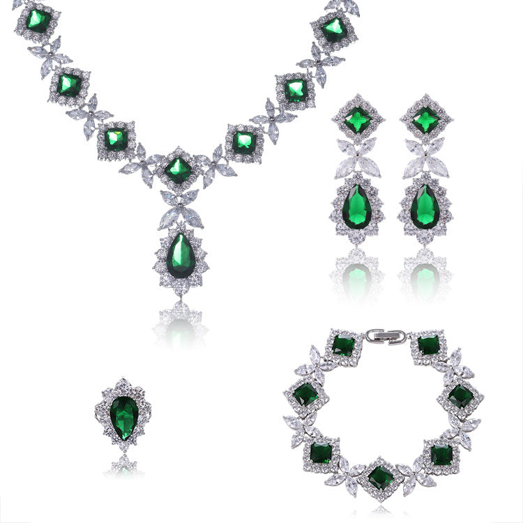 Set gioielli goccia di zircone