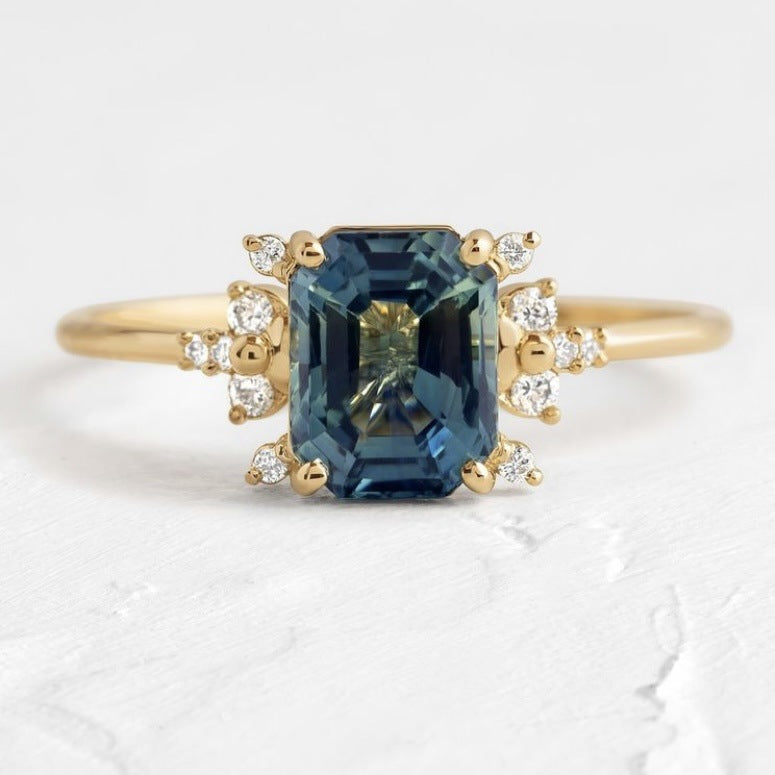 Anello zircone blu scuro