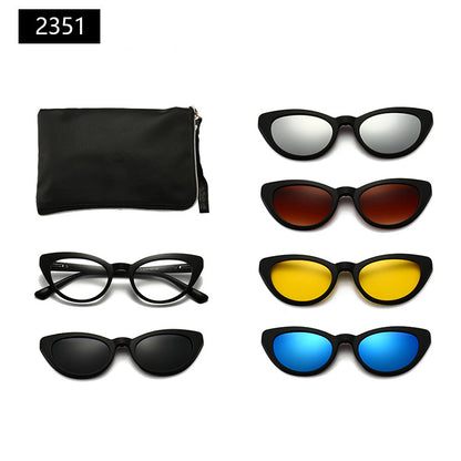 Occhiali da sole con astuccio