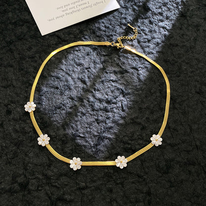 Collana madreperla bianca