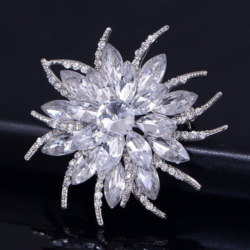 Spilla fiore cristallo vintage