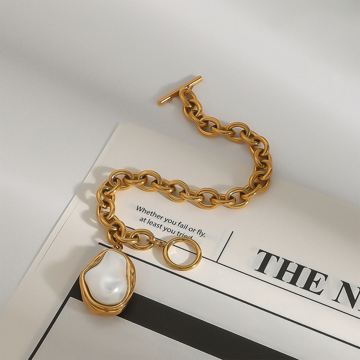 Bracciale in acciaio con placcatura oro