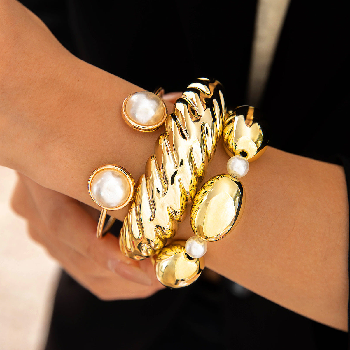 Bracciale geometrico multistrato
