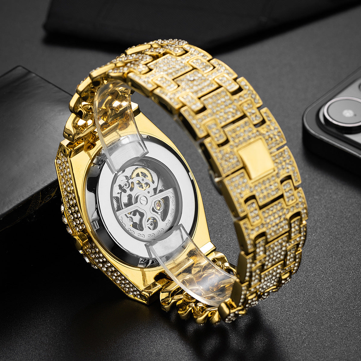 Orologio meccanico con catena