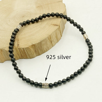 Cavigliera stile asiatico