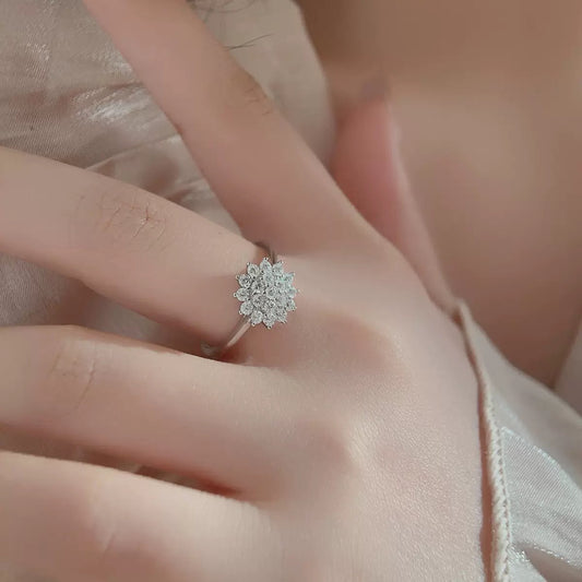 Anello girasole con zircone da donna
