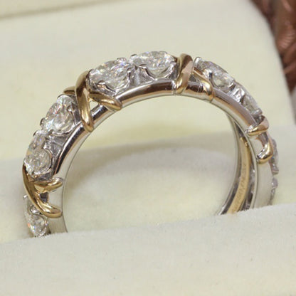 Anello a croce zircone