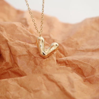 Collana cuore e V