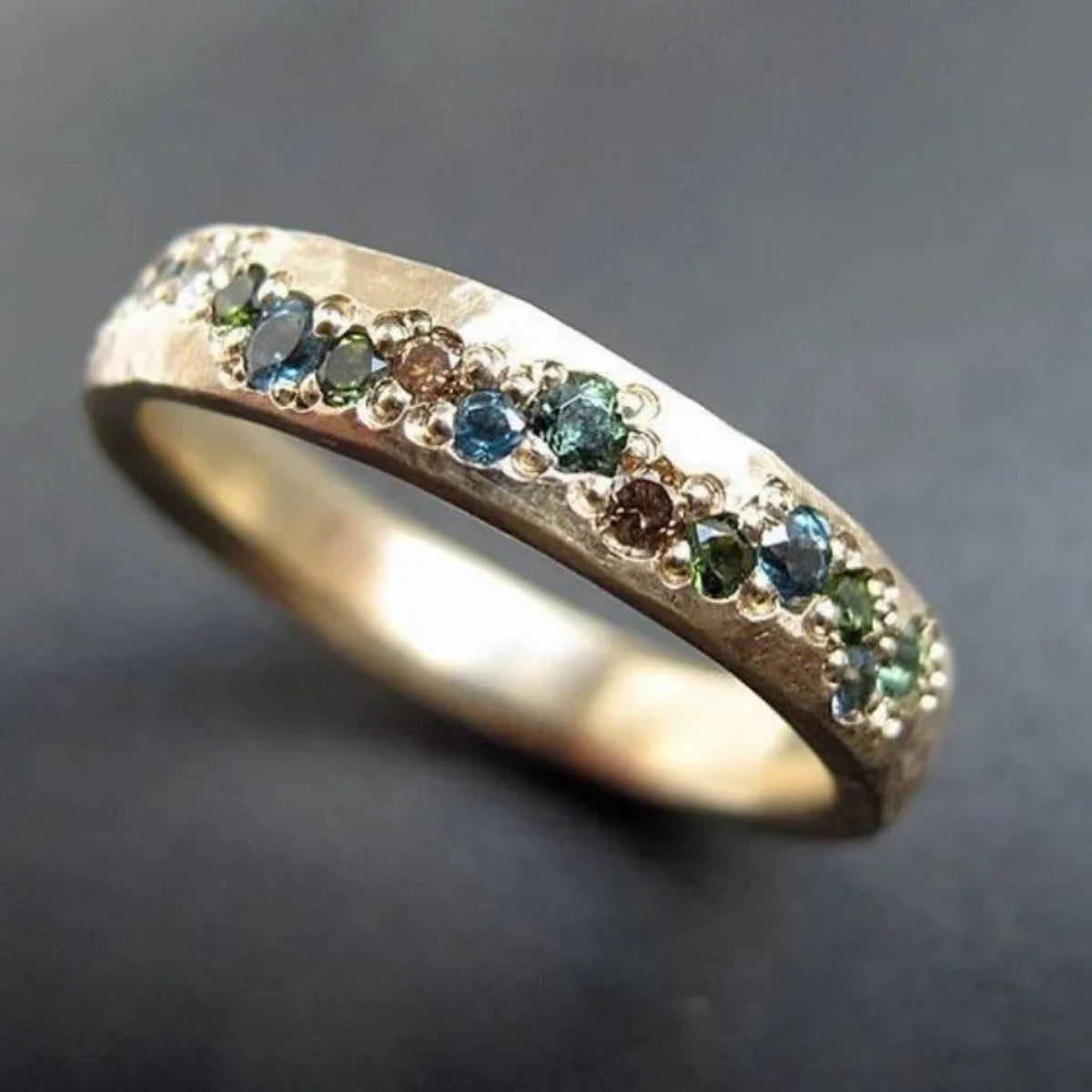 Anello zircone opale