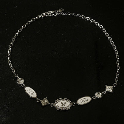 Collana farfalla bianca