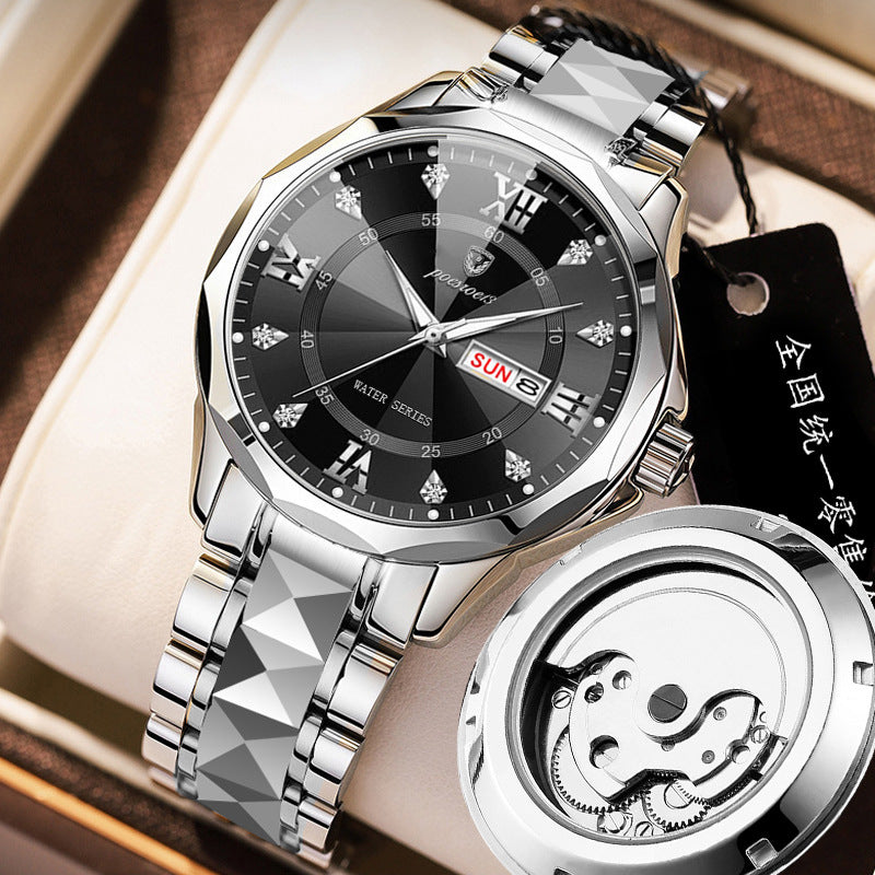 Orologio meccanico scheletrato da uomo fondo trasparente