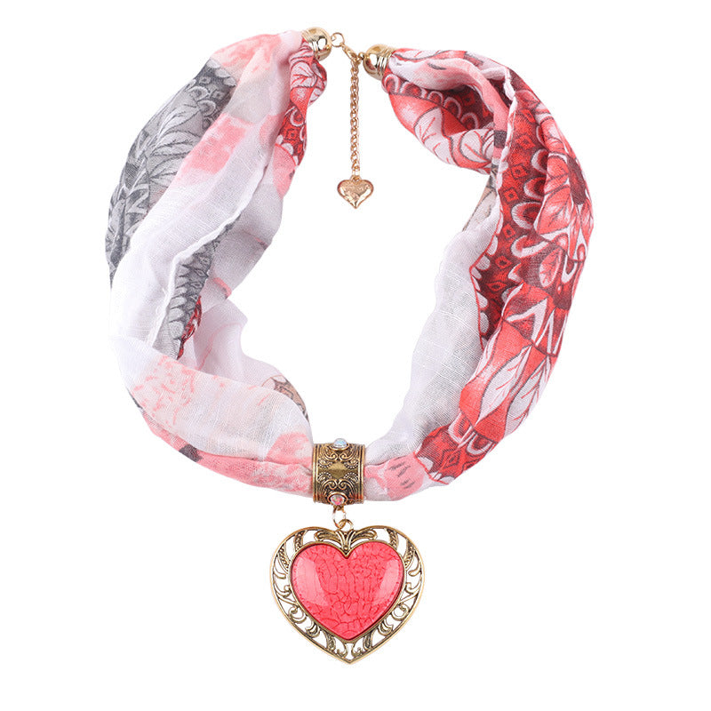 Collana cuore pesca etnico