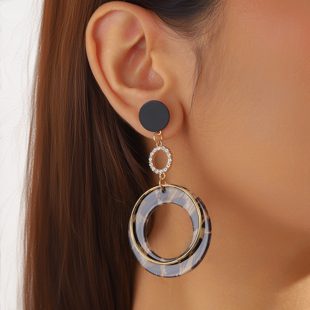Orecchini leopardati geometrici