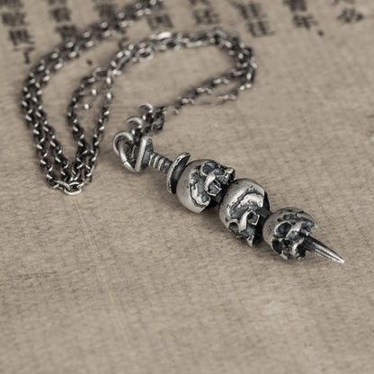 Collana teschio e spada