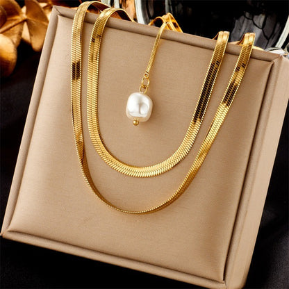 Collana con perline geometriche