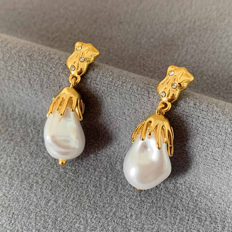 Orecchini barocchi perle foglia d'oro