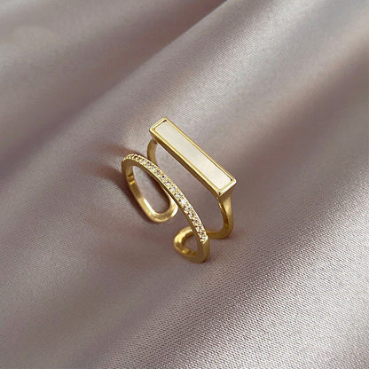 Anello geometrico aperto da donna