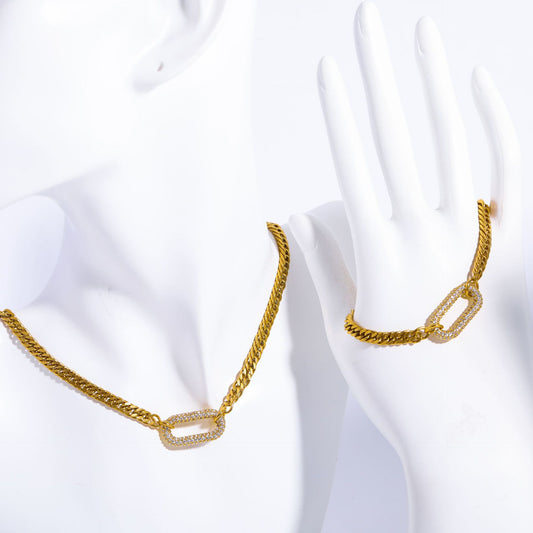 Collana di strass geometrica