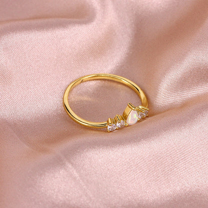 Anello opale zircone a V