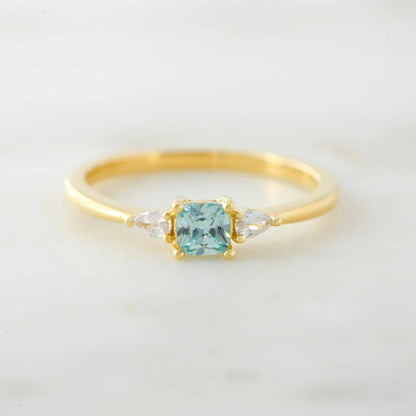 Anello quadrato argento zirconi