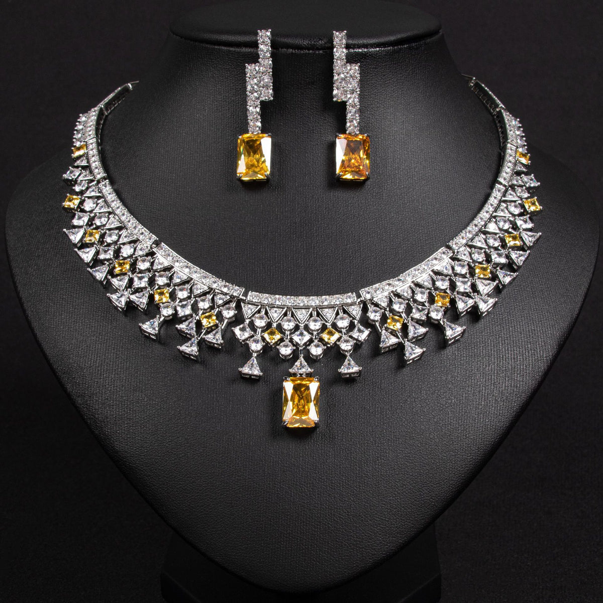 Set collana e orecchini zircone