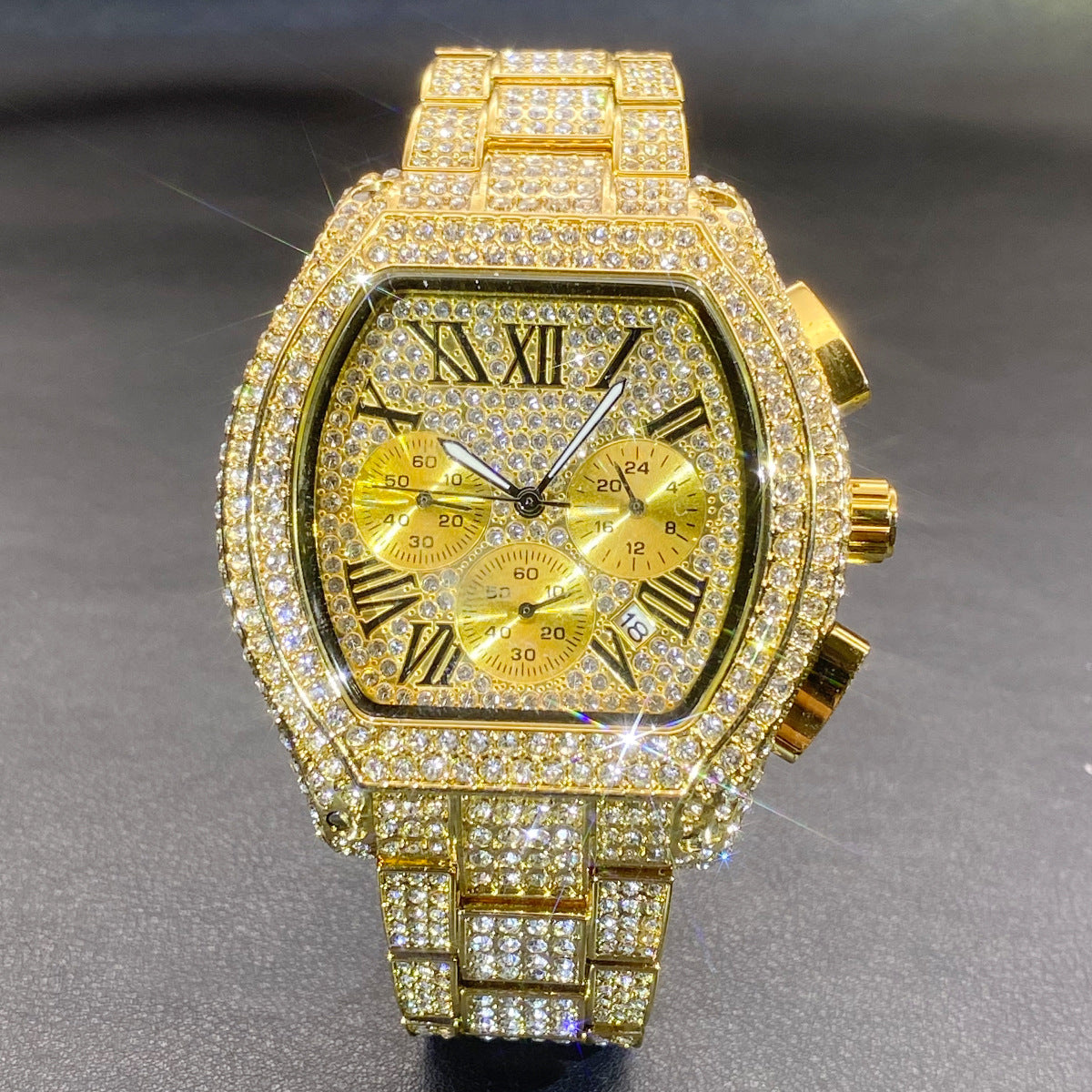 Orologio uomo cronografo tonneau con diamanti