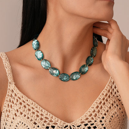 Collana resina motivo geometrico