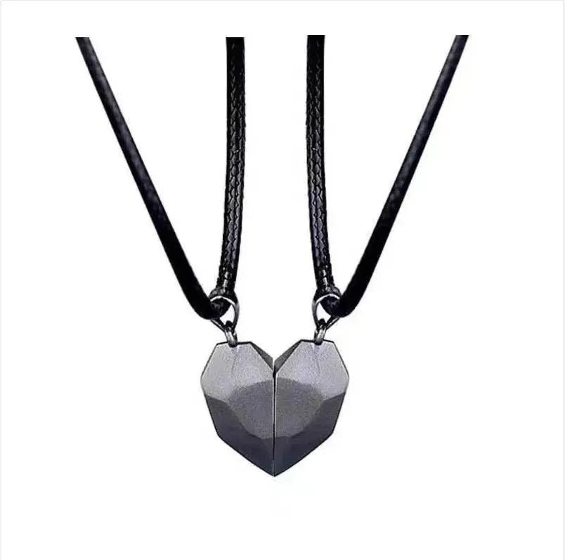 Coppia di collane magnetiche Amore