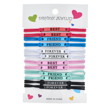 Set bracciali elastici con ciondoli