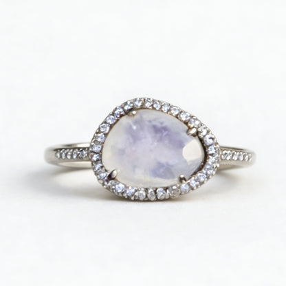 Anello placcato oro con pietre