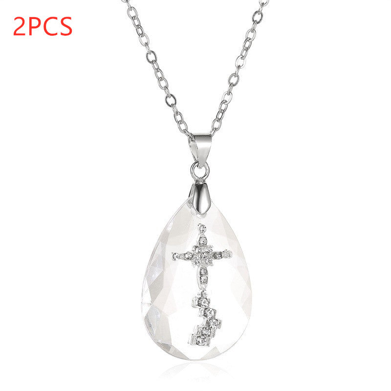 Collana con ciondolo a goccia